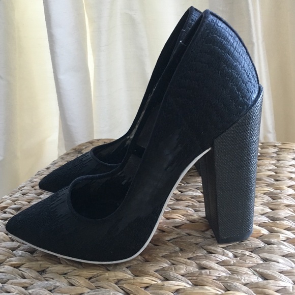 Limited Ed - Ostwald Helgason Collab for Aldo Rise - Picture 5 of 6